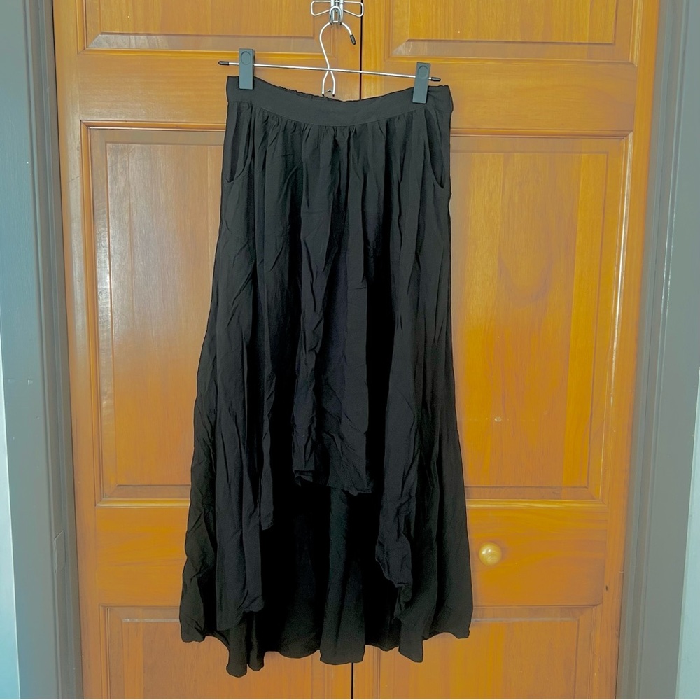Flowy Black Hi-Lo Skirt with Elastic Waist, Size Medium, Fervour ModCloth